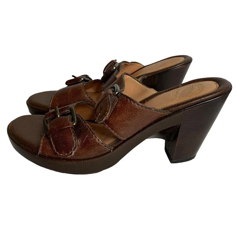 Nurture Piccolo Block Heel Sandals Size 7M Brown Leather Double Strap Slip On